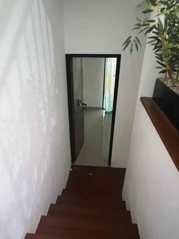 rumah sewa pondok aren langka ada rooftop