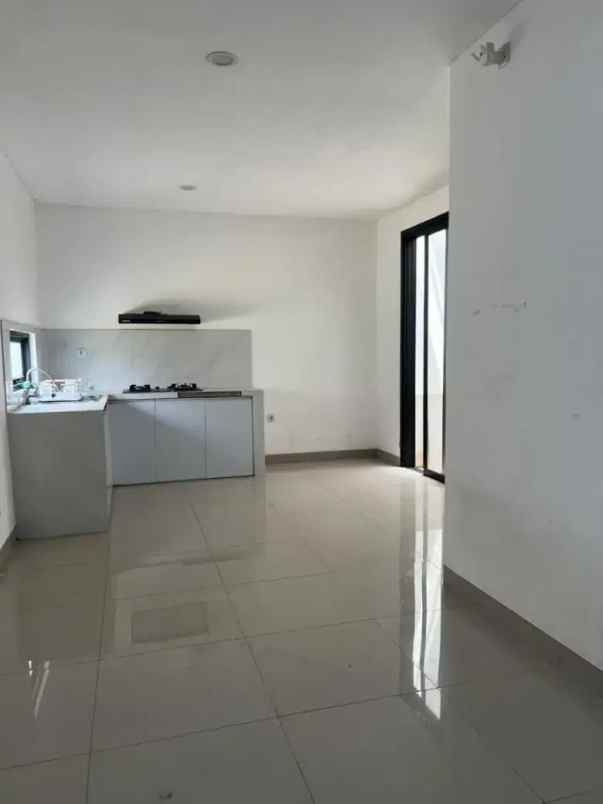 rumah sewa pondok aren langka ada rooftop