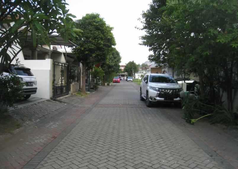 rumah shm di citraland taman puspa raya surabaya