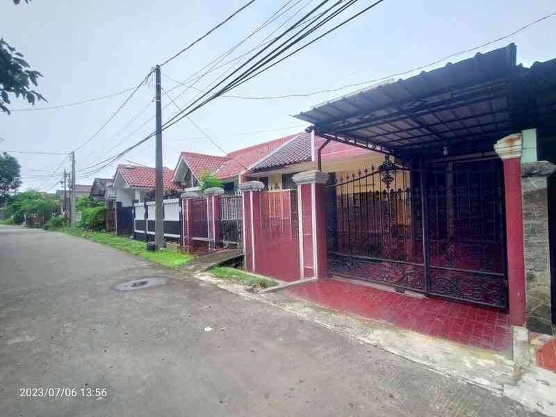 rumah siap huni dalam komplek area pancoran mas depok