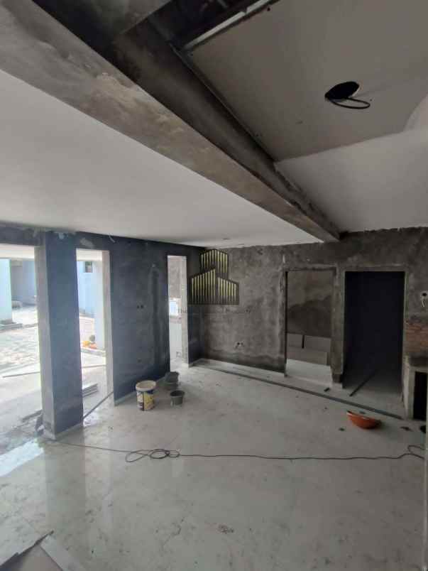 rumah siap huni di cluster tlaga bodas semarang