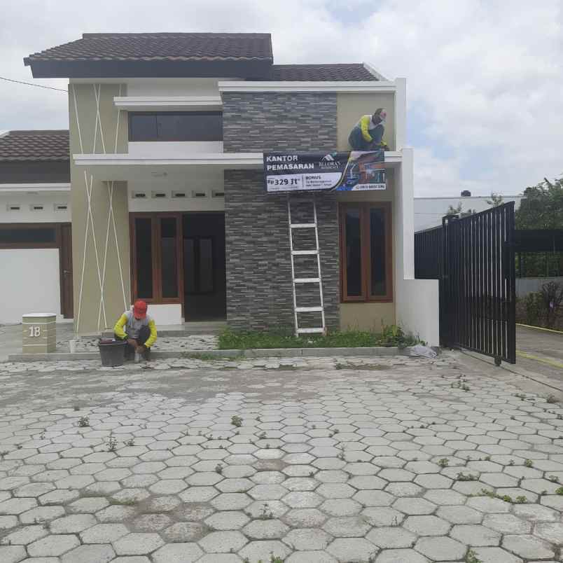 rumah siap huni mewah di beloran sragen