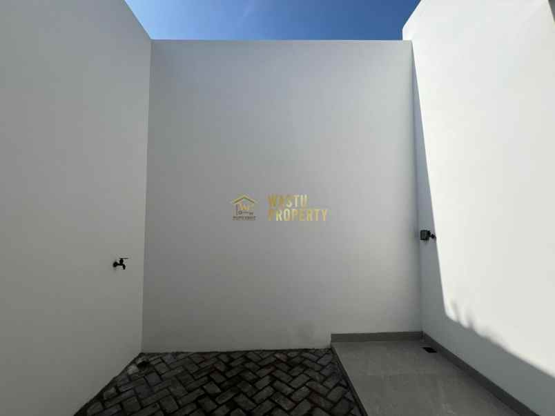 rumah siap huni strategis di ambarketawang gamping