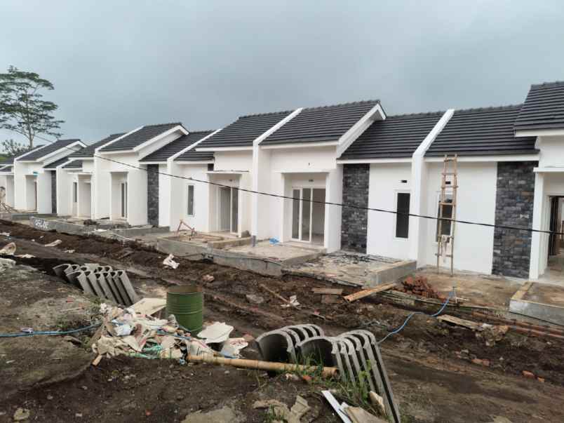 rumah subsidi 1 lantai dekat gor ken arok