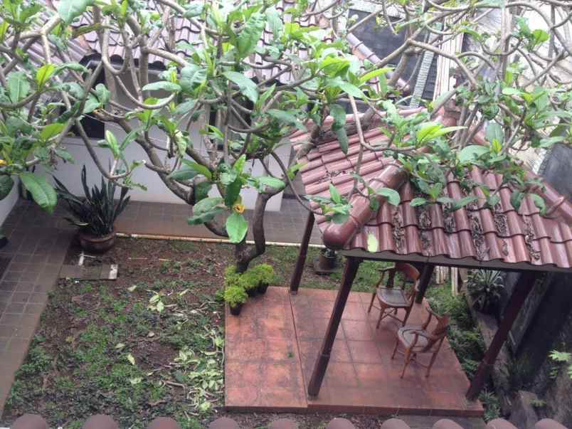 rumah tinggal di bintaro jaya