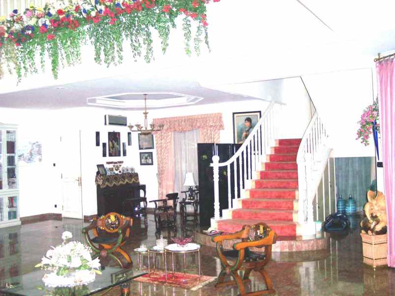 rumah villa cinereas