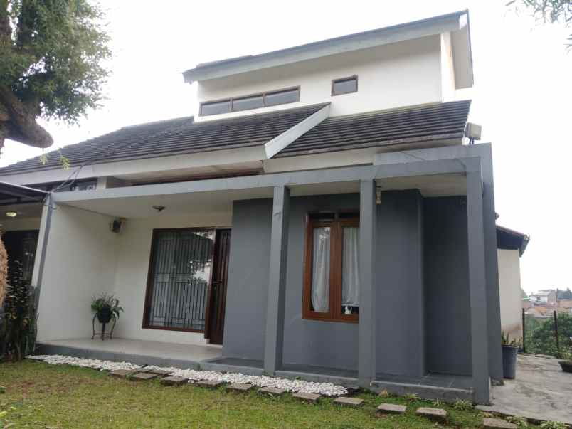 rumah villa luas permana cimahi atas udara sejuk adem