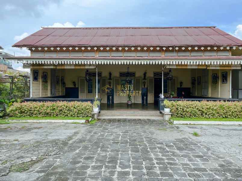 rumah warisan budaya milik pribadi di yogyakarta