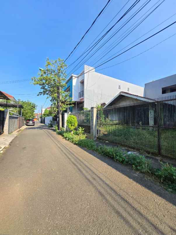 tabah kavling siap bagun dalam komplek di duren sawit