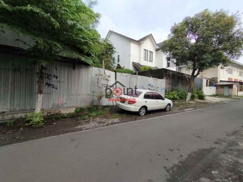 tanah pekarangan lokasi strategis tengah kota solo