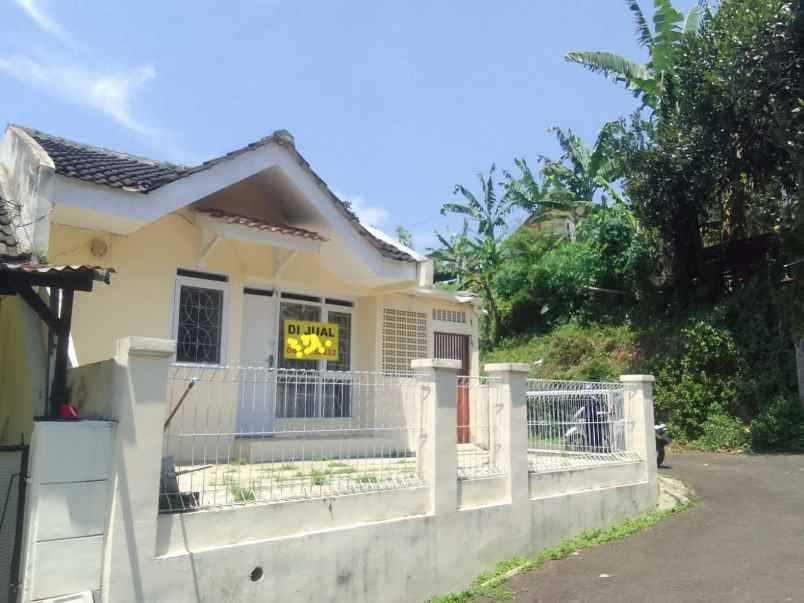 termurah dijual rumah bebas banjir di cipageran