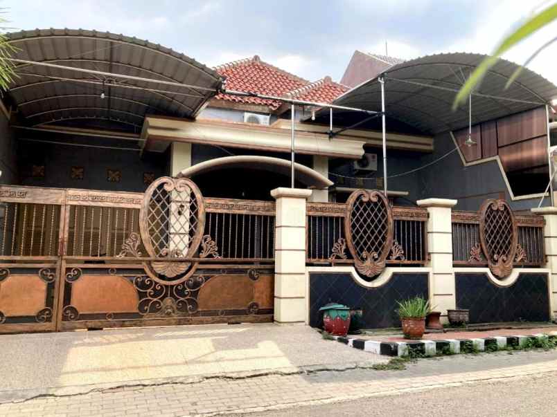 turun harga dijual rumah siap huni di perum sidosermo