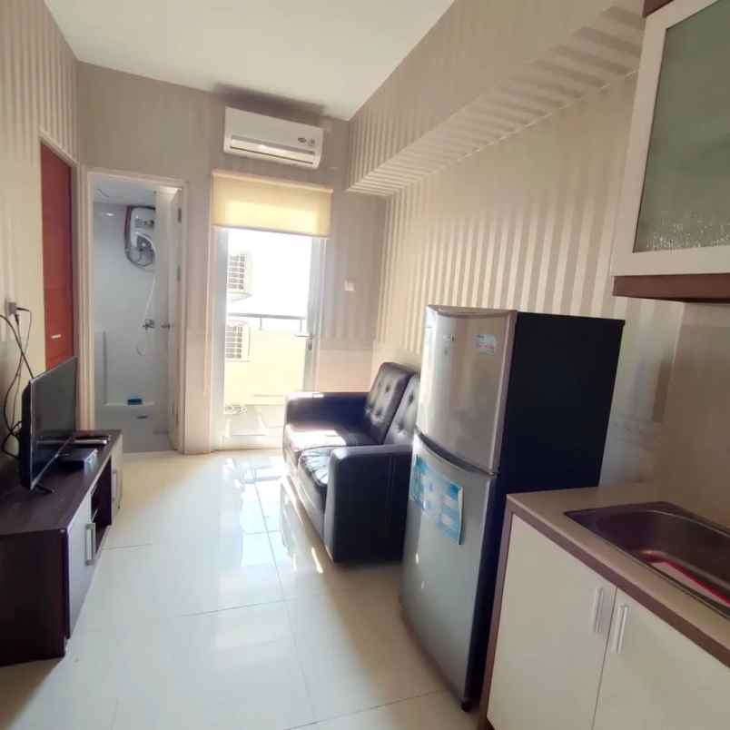 apartemen gunawangsa tidar full furnish