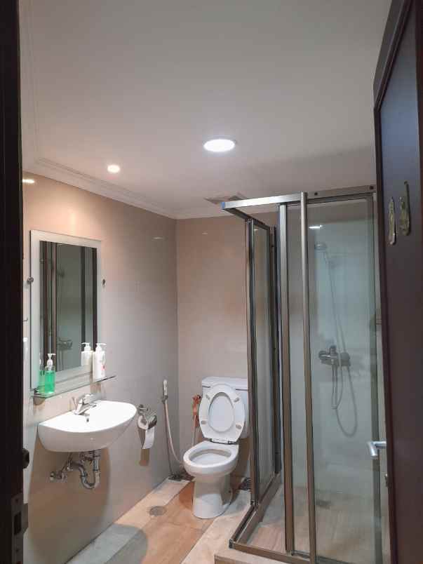 dijual apartemen puncak marina