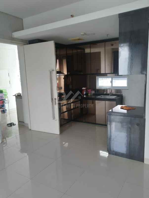dijual apartemen rainbow springs summarecon serpong