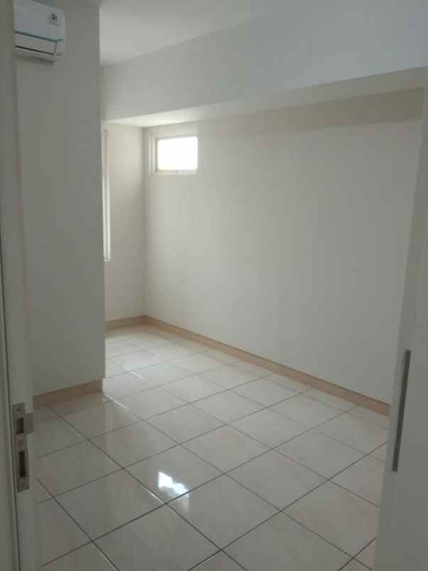 dijual apartemen the springlake summarecon