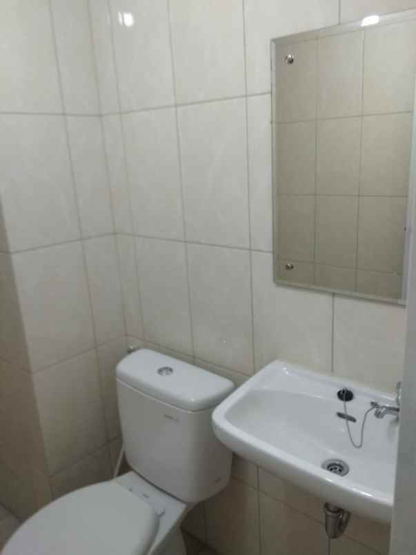 dijual apartemen the springlake summarecon