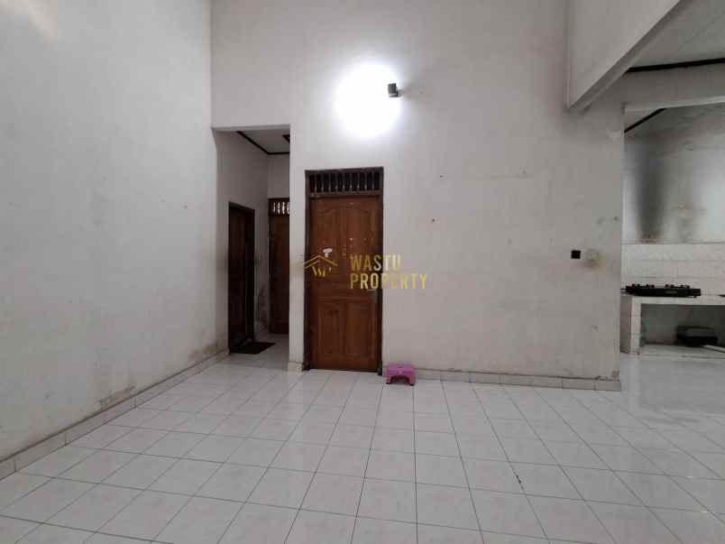 dijual buc termurah rumah second dekat kampus ukrim