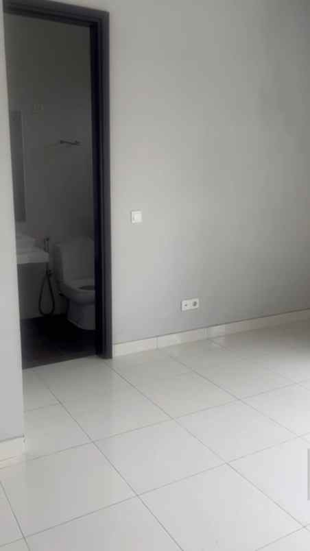 dijual cepat rumah cluster foglio foresta bsd city