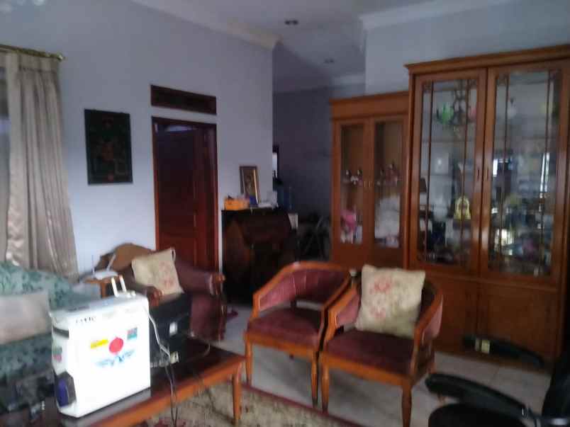 dijual cepat rumah jl abadi gegerkalong