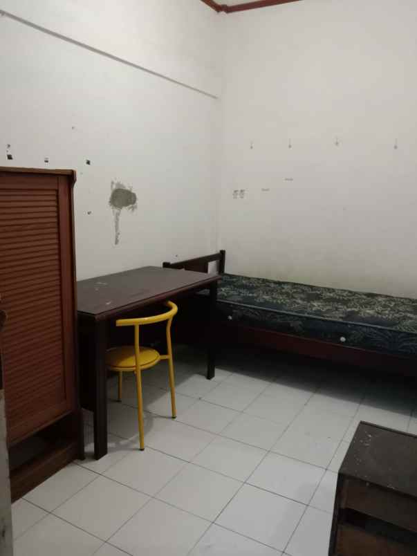 dijual cepat rumah kos tenggilis