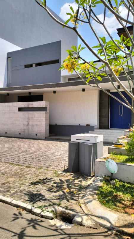 dijual cepat rumah mewah emerald cove gading serpong
