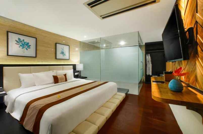 dijual hotel ji petitenget kerobokan