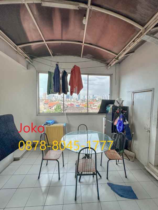 dijual kost jl palmerah