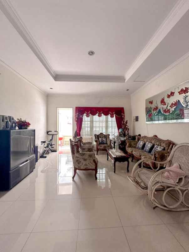 dijual kost jl palmerah