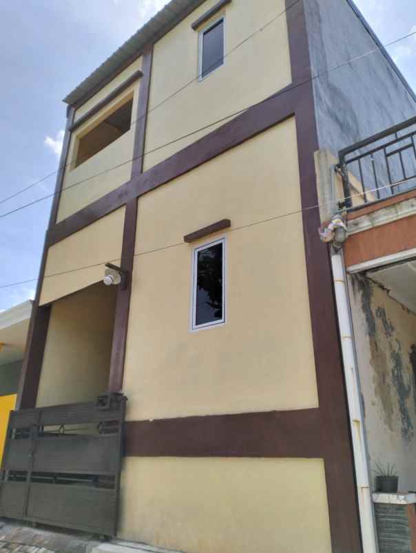 dijual kost jl sidorejo sambiroto