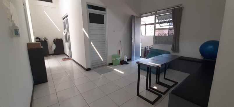 dijual kost jl sri ayu pasir salam bkr