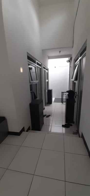 dijual kost jl sri ayu pasir salam bkr