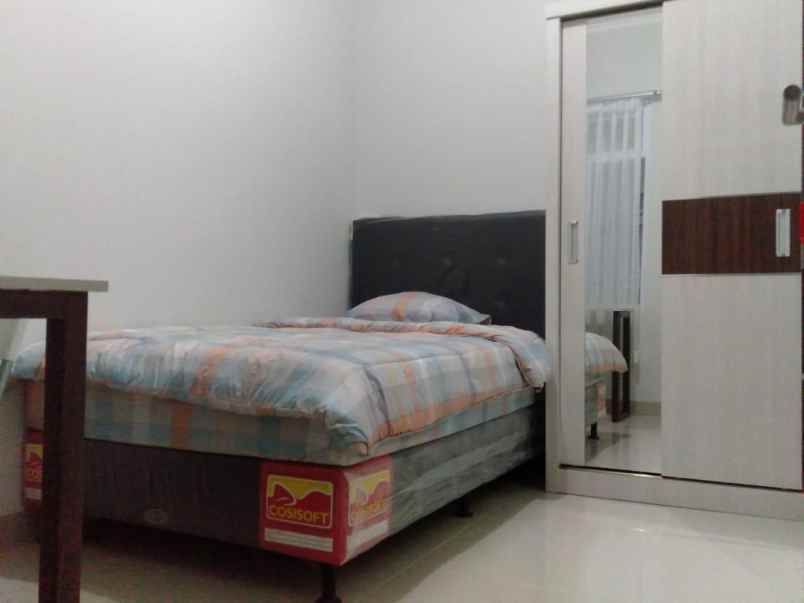 dijual kost jl ters buahbatu