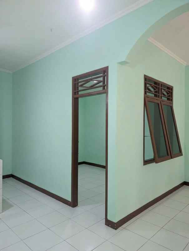 dijual kost klender