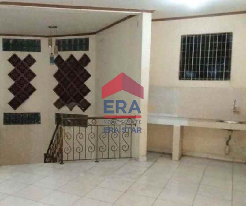 dijual kost kukusan beji depok