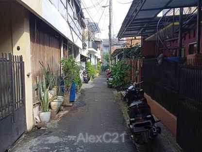 dijual kost tebet barat