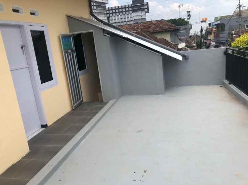 dijual kost tlogomas