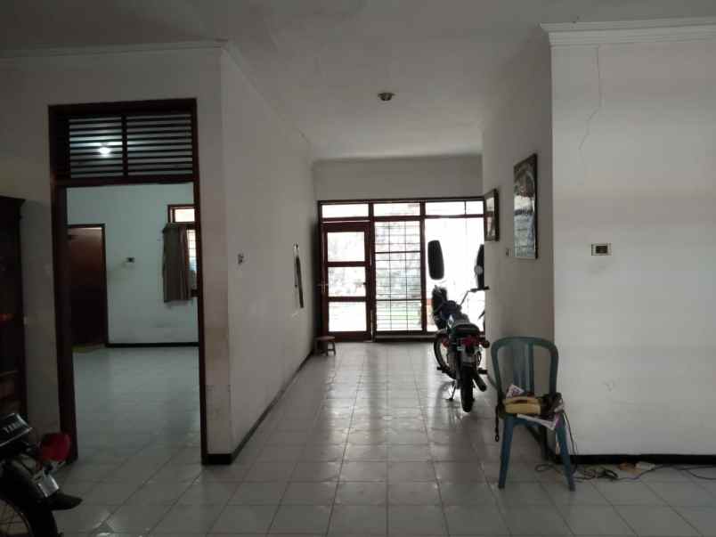 dijual murah dan cepat rumah hitung tanah