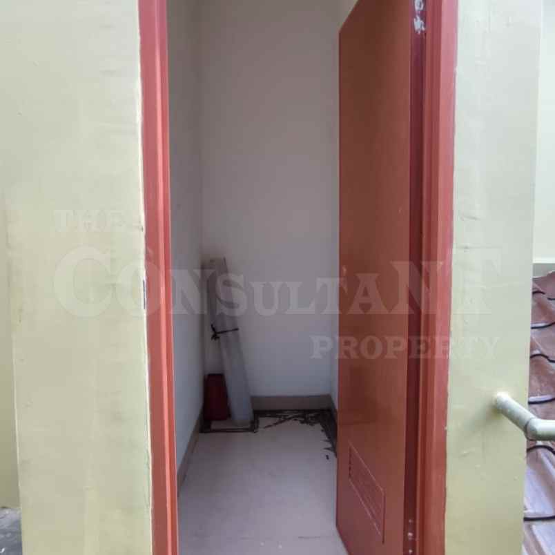 dijual murah rumah strategis gading serpong