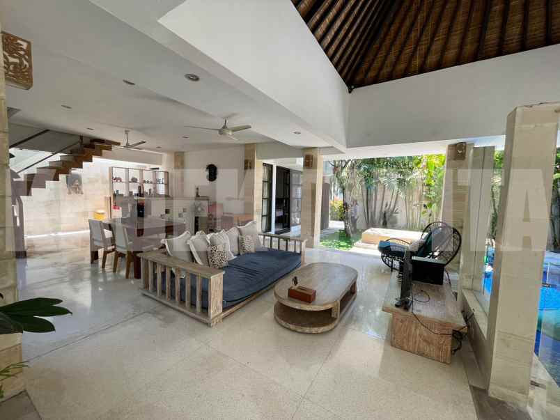 dijual murah villa cendrawasih petitenget seminyak