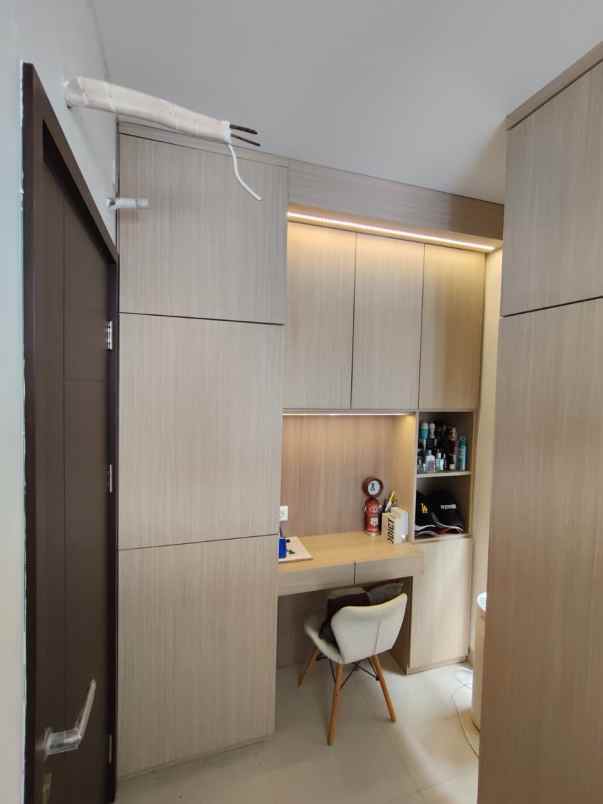 dijual ruko gudang kantor cluster mahakam jgc