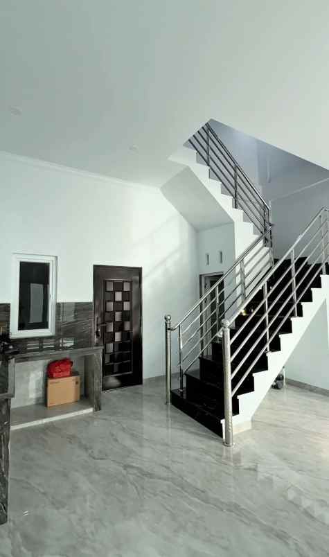 dijual ruko gudang kantor jalan letda sujono aksara