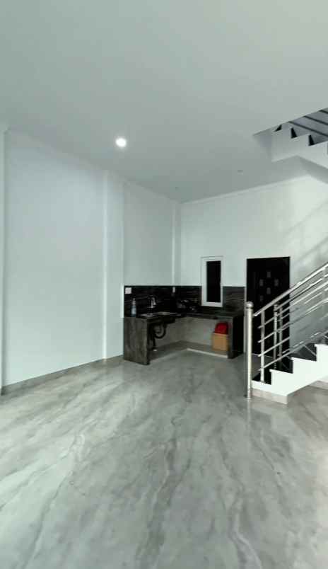 dijual ruko gudang kantor jalan letda sujono aksara