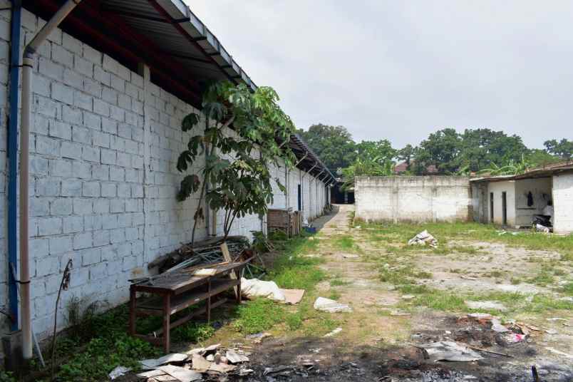 dijual ruko gudang kantor jomin barat cikampek karawang