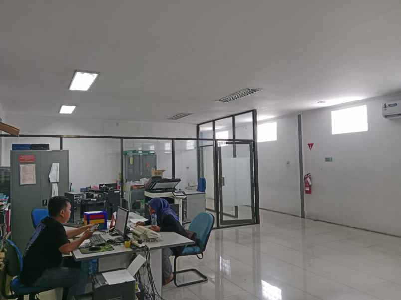 dijual ruko gudang kantor kab mojokerto