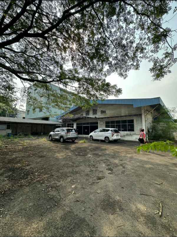 dijual ruko gudang kantor karang anyar