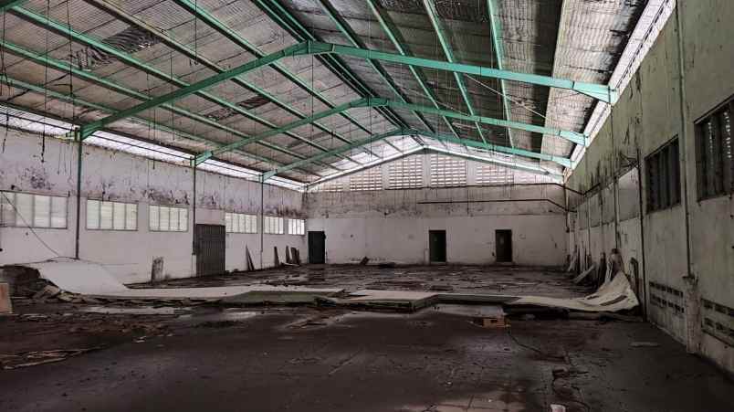dijual ruko gudang kantor pangkalan v ciketing udik