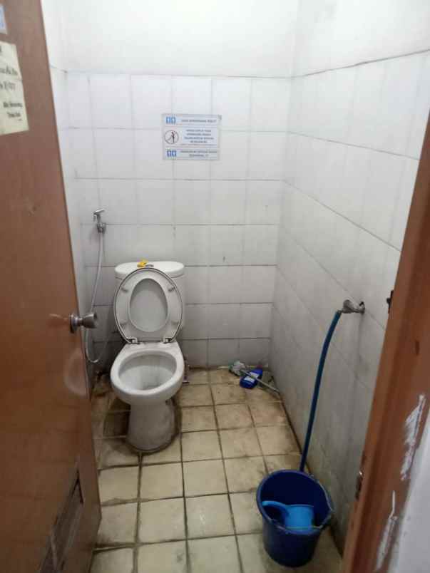 dijual ruko gudang kantor pasar kembang sawahan surabaya