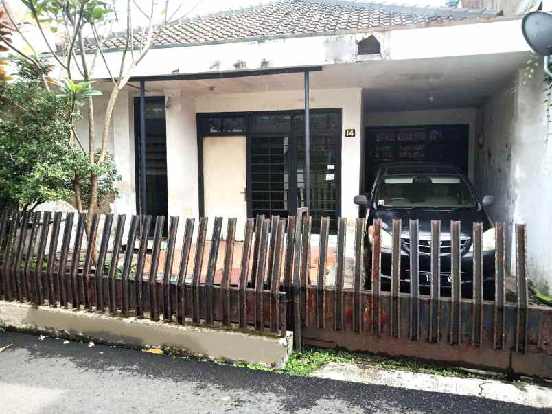 dijual rumah 1 6m daerah karasak ii astanaanyar