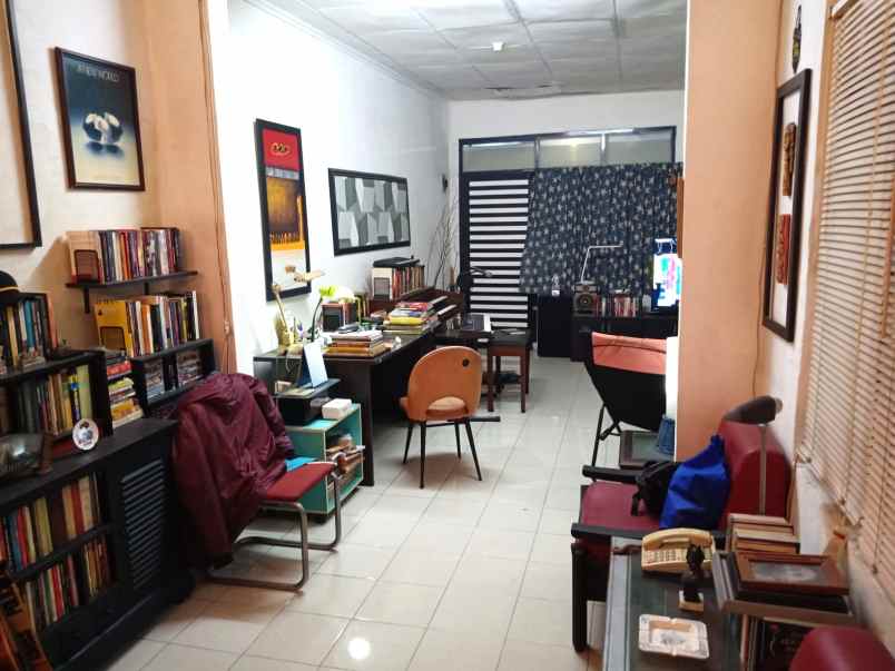 dijual rumah 1 6m daerah karasak ii astanaanyar